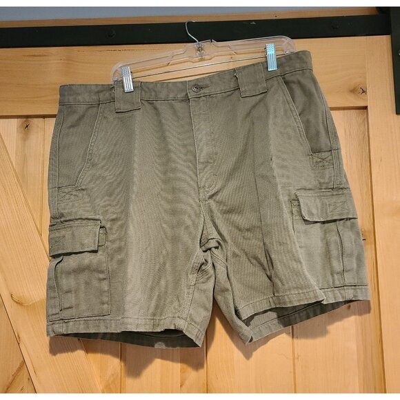 Duluth Trading Co Shorts Mens 38 Green Firehose?? Canvas Cargo Utility 7" inseam - Picture 1 of 10